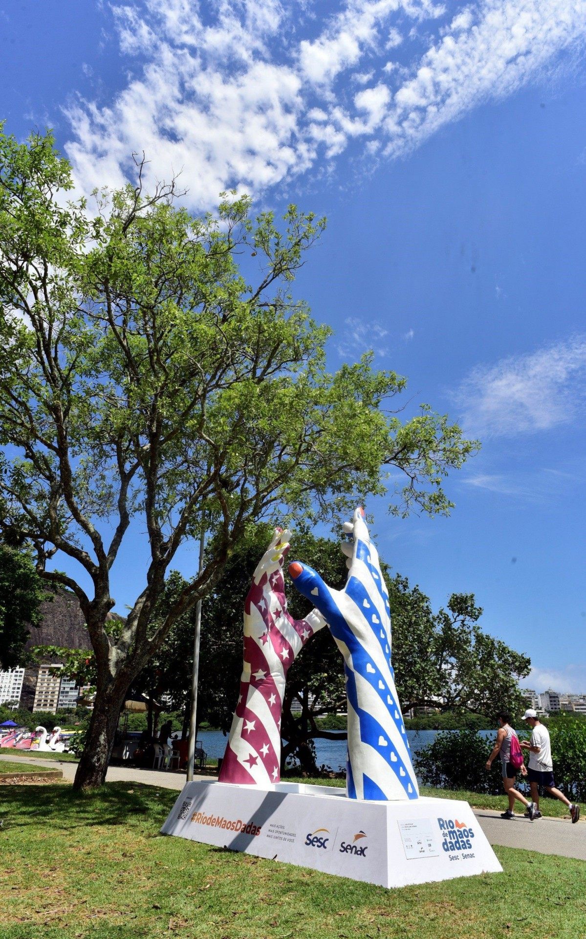 'Feito com Carinho', de LooStavale, exibida no P&aacute;tio Alc&acirc;ntara