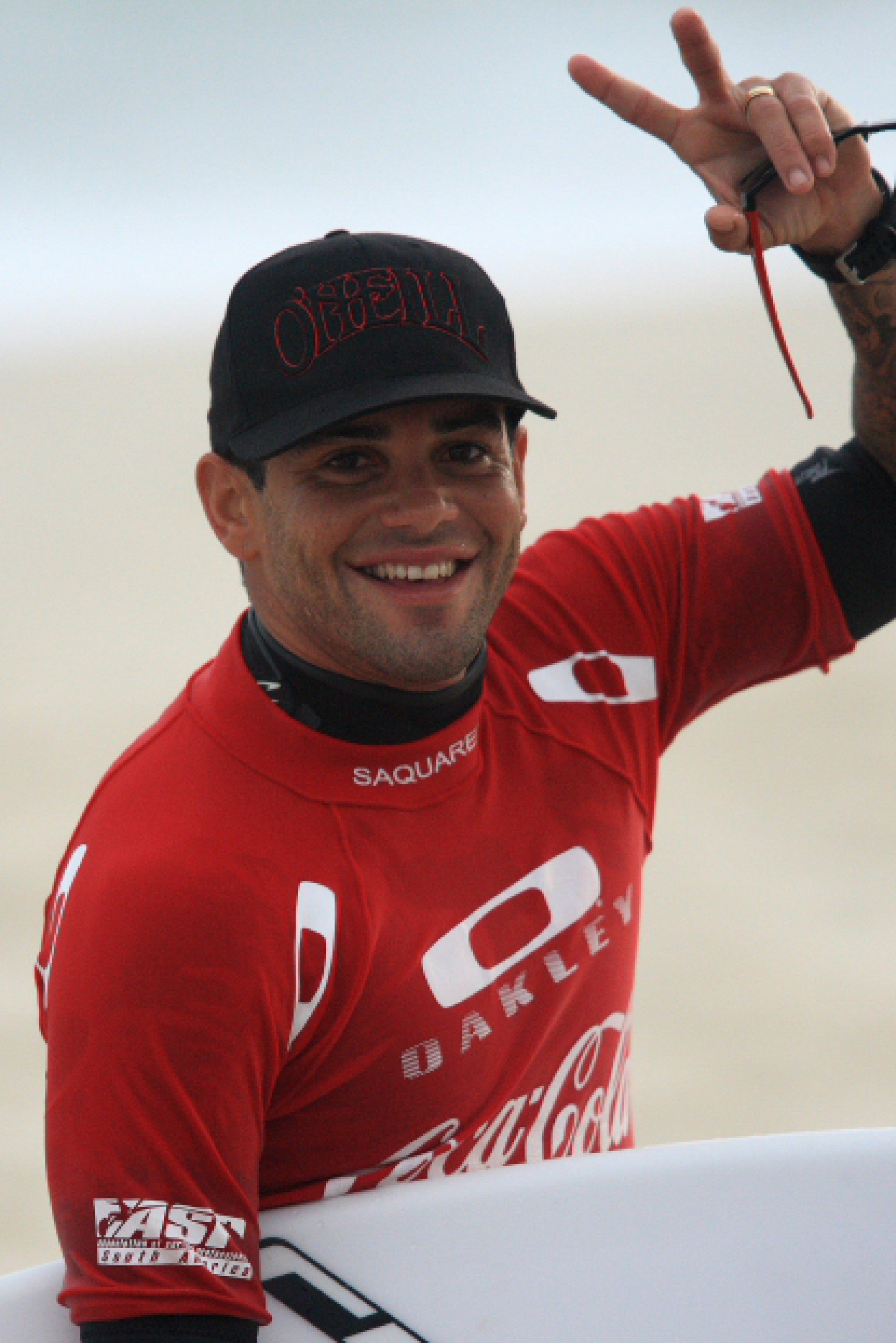 Ap&oacute;s ter onda "roubada" Surfista Raoni Monteiro se envolve em confus&atilde;o em Saquarema