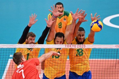 Vôlei Masculino: Brasil não joga bem e perde para Rússia por 3x0