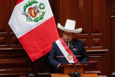 Novo presidente do Peru anuncia que enviará ao Congresso projeto de reforma da Constituição