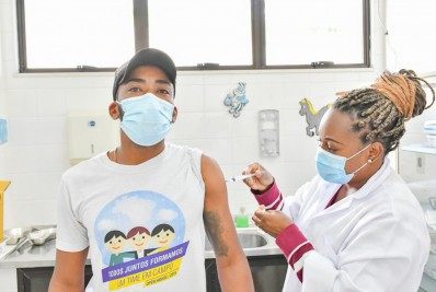 Porto Real inicia vacinação contra a Covid para pessoas com 35 anos