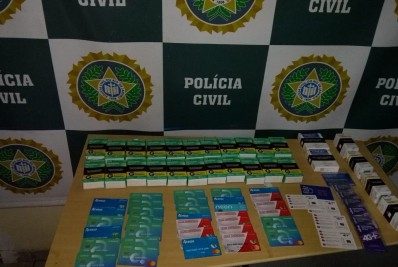 Hacker, chamado de 'O Professor', é preso em motel de luxo em Vila Isabel