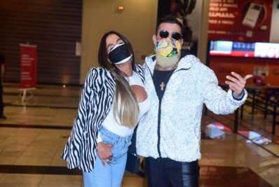 Participantes do 'No Limite' vão ao cinema juntos