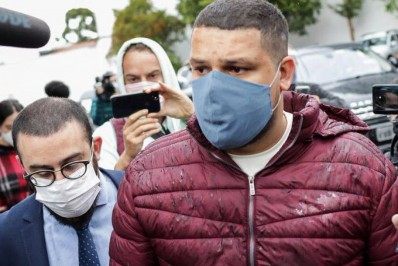 Justiça decreta prisão temporária de Paulo Galo por participação em incêndio na estátua de Borba Gato