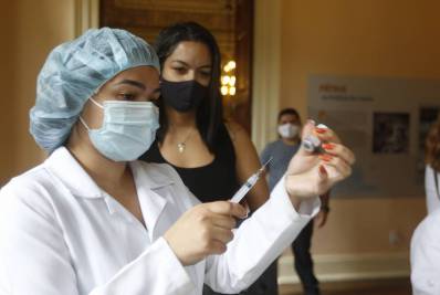 Repescagem de vacina para quem tem mais de 33 anos é neste sábado, no Rio