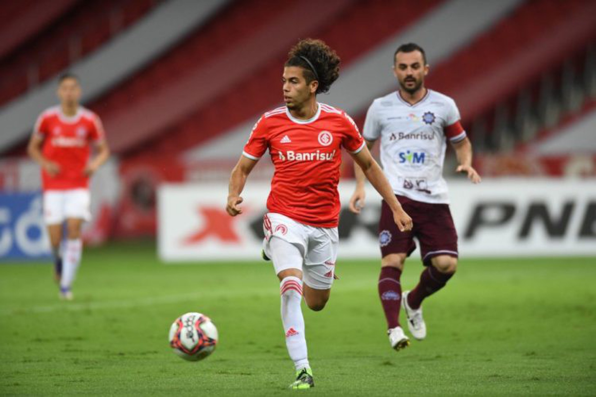 Para contratar Nonato, Fluminense pagou valor milion&aacute;rio, diz jornalista