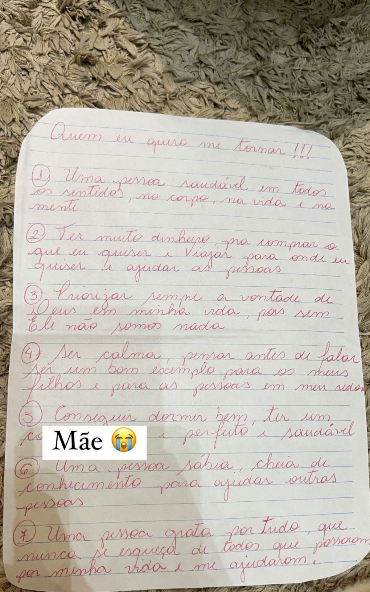 Sammy Lee chora ao ler uma carta deixada pela m&atilde;e