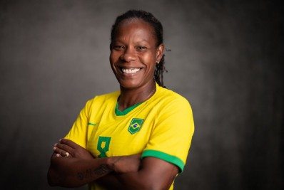 Formiga se torna uma das embaixadoras da Fifa contra o racismo