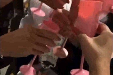 Após novo pedido de prisão, amigas de blogueira que aplicavam golpes do cartão de crédito estão foragidas