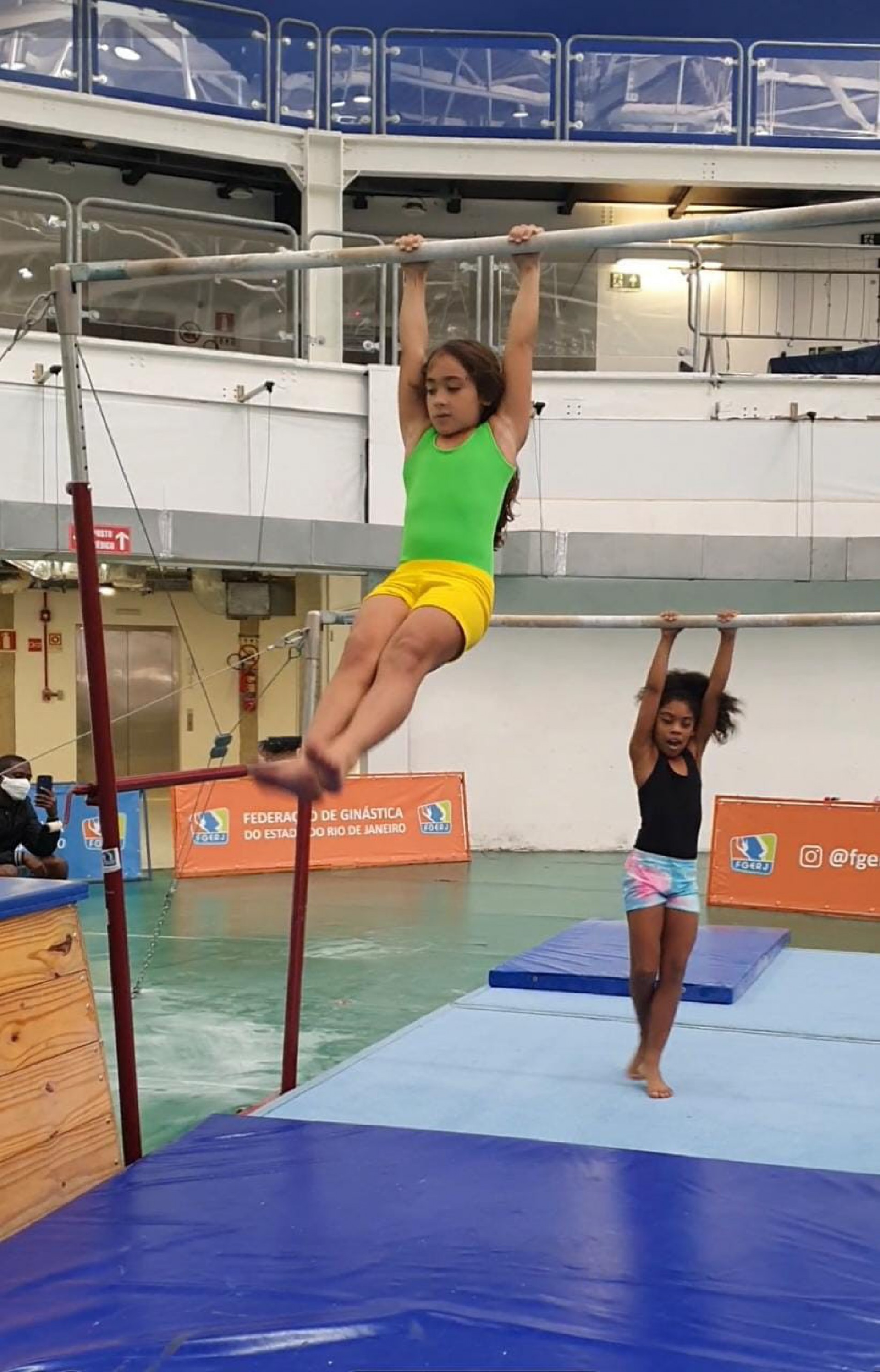Alunos do projeto são iniciados três esportes olímpicos: ginástica artística, rítmica e trampolim  - Arquivo Pessoal