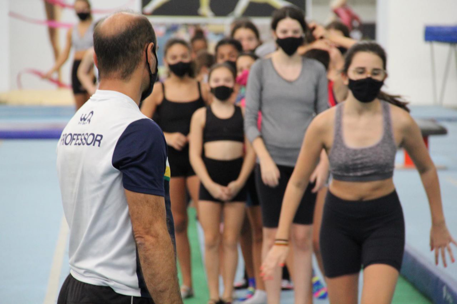 Projeto tem aulas para faixas etárias a partir dos 14 anos - Divulgação