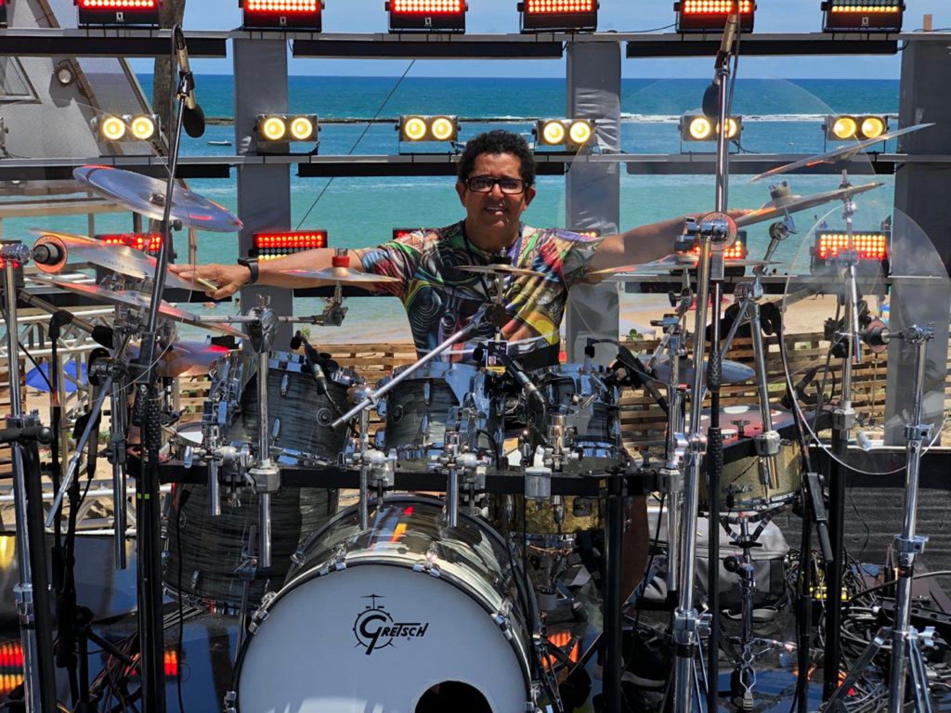 Morre Camilo Mariano, um dos maiores bateristas do Brasil