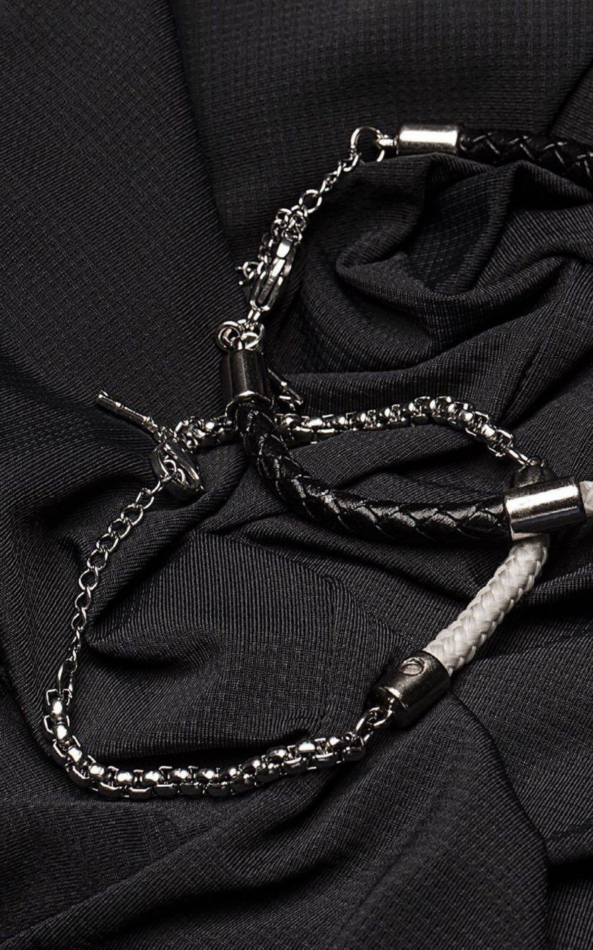 A cole&ccedil;&atilde;o Maracan&atilde; tem pulseiras com parte das redes das balizas do est&aacute;dio