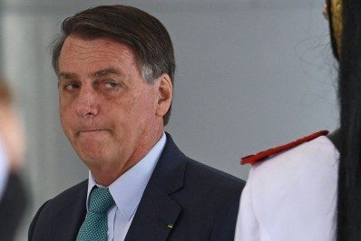 Pesquisa mostra que 58% dos brasileiros apoiam impeachment de Bolsonaro