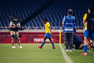 Formiga deixa recado às companheiras de seleção após derrota e despedida: 'perdemos uma batalha, mas a guerra continua'