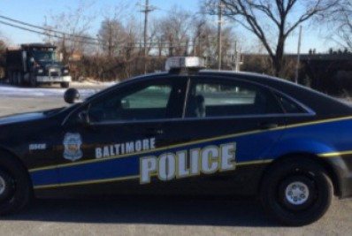 Mulher é presa após dirigir por meses com corpos dos sobrinhos no porta-malas