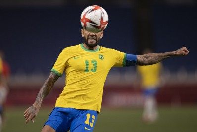 Perfeccionista, Daniel Alves pede mais 'capricho' pelo ouro após vitória sobre o Egito