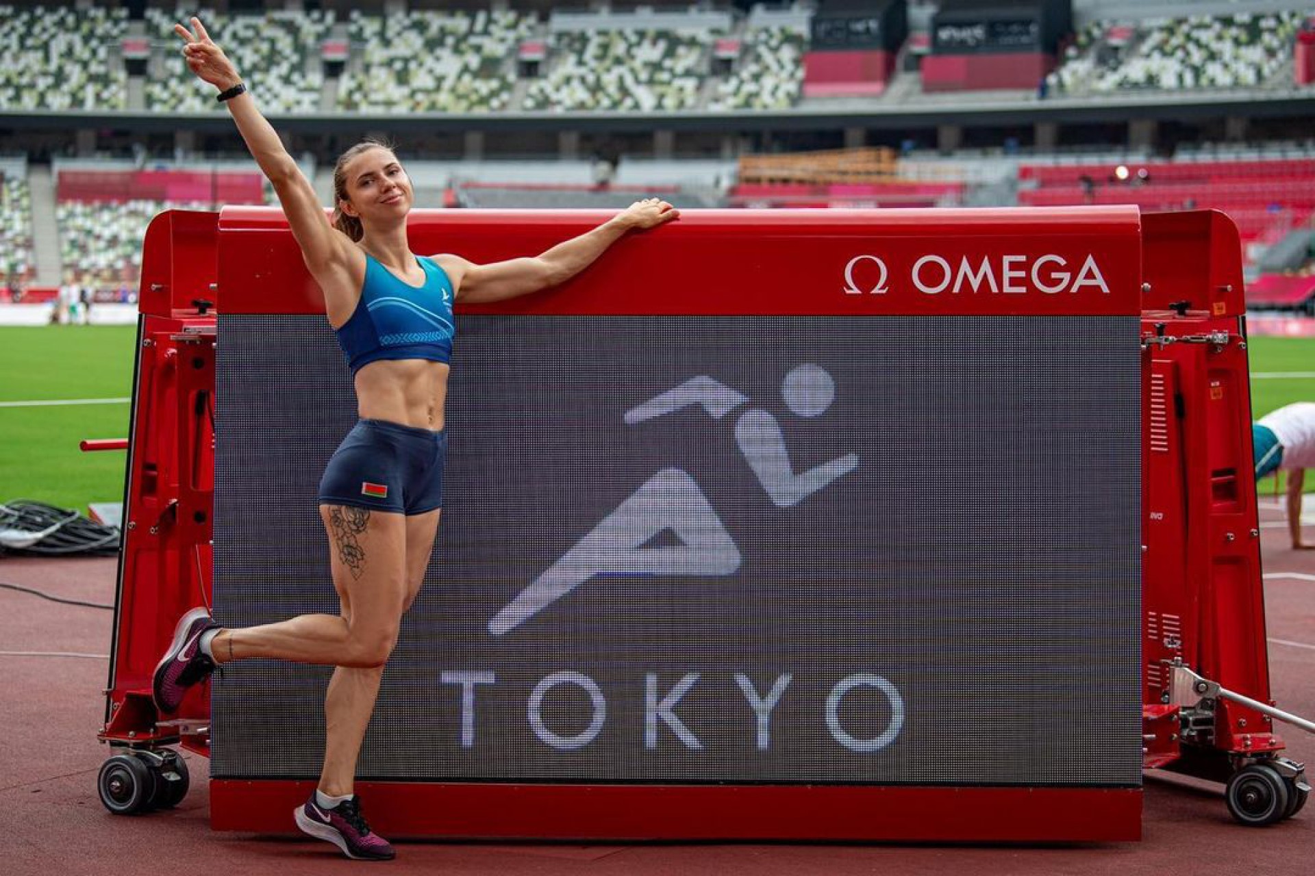 Velocista de Belarus &eacute; levada &agrave; for&ccedil;a para aeroporto de T&oacute;quio por cr&iacute;ticas &agrave; comiss&atilde;o t&eacute;cnica