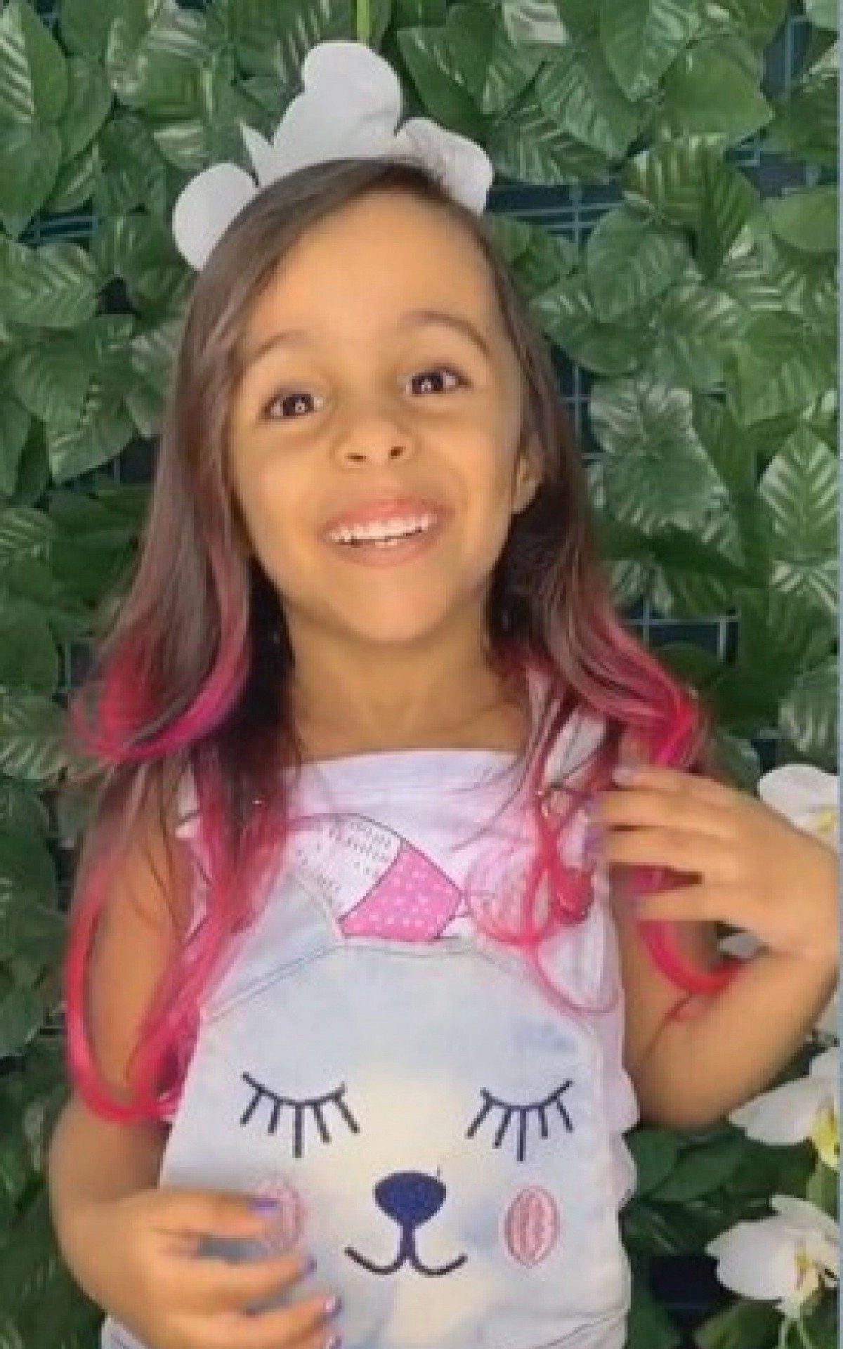 A pequena Esther Vianna da Silveira, de 4 anos, morreu depois de ter sido atacada pelo cachorro da família - Reprodução TV Globo