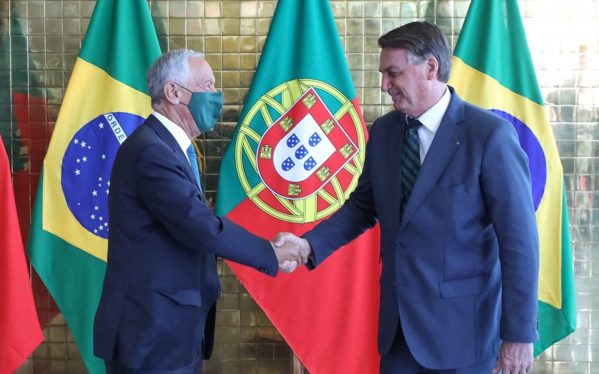 O presidente Jair Bolsonaro (sem partido) recebeu nesta segunda-feira, 2, a visita do presidente de Portugal, Marcelo Rebelo de Sousa - Marcos Correa