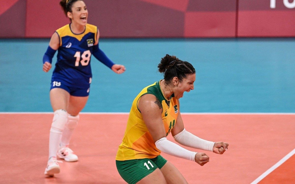 Sele&ccedil;&atilde;o avan&ccedil;ou com 100% de aproveitamento