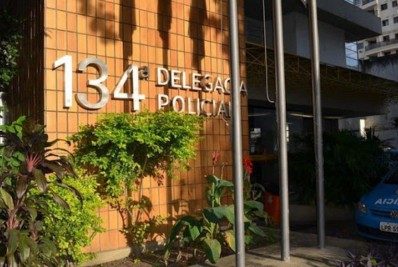 Mulher reage a assalto e luta com ladrão, que termina rendido por populares em Campos