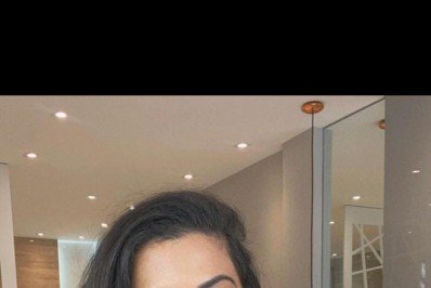 Influencer Evelyn Regly aposta na moda da 'Francesa Reversa'