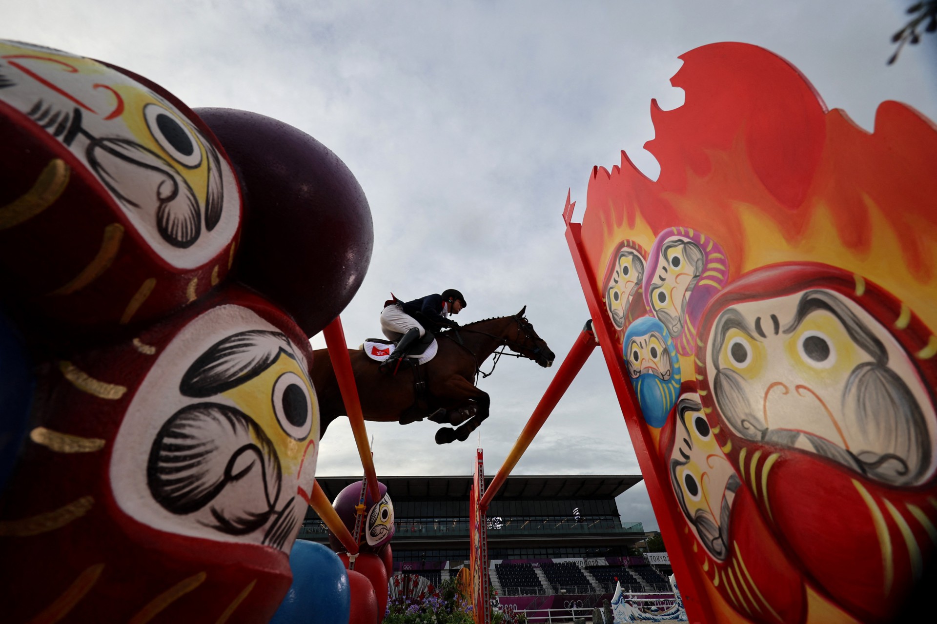 Brasil est&aacute; na final do individual do hipismo com Yuri Mansur