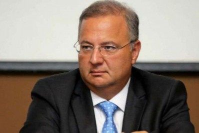 Secretário de Saúde da BA pede exoneração após xingar chef de cozinha de 'vagabunda'