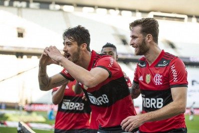 Zagueiro do Flamengo elogia Renato Gaúcho e aponta diferencial do treinador