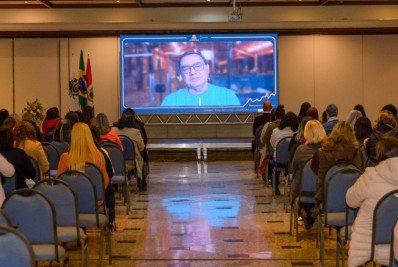Teresópolis promove reunião de acolhimento de equipes diretivas das escolas