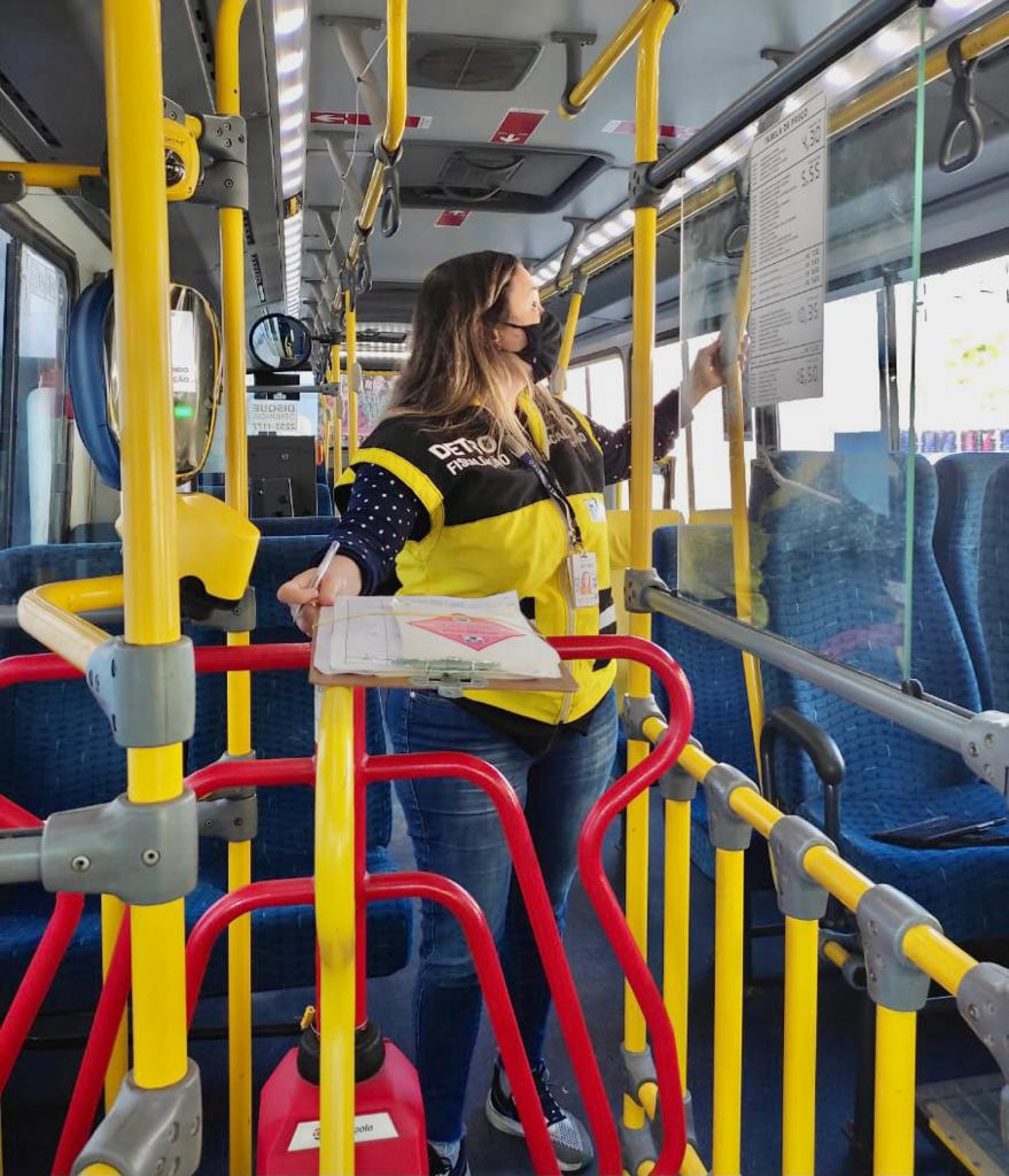 Detro aplico 293 multas em julho