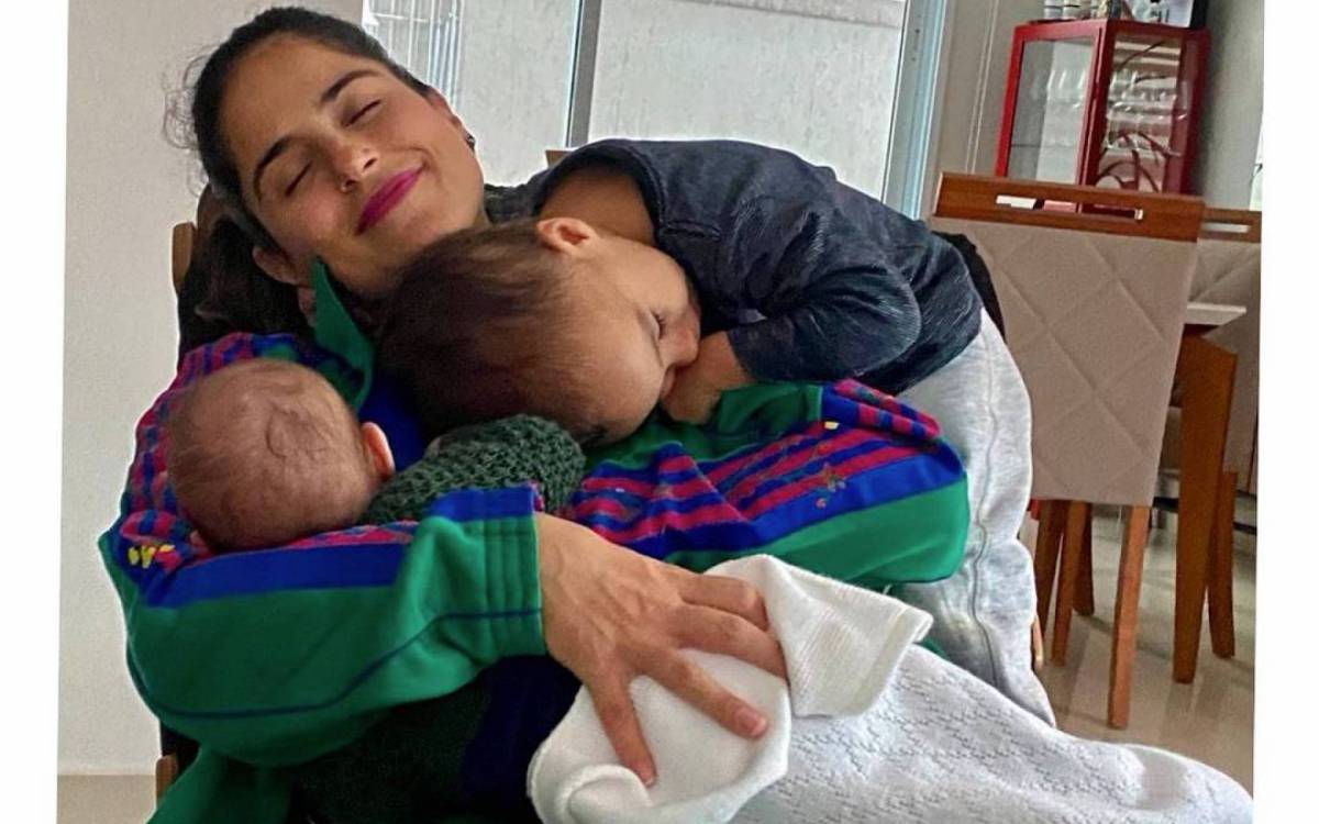Camilla Camargo e os filhos