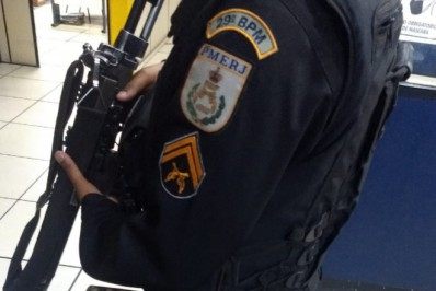 29° BPM apreende cocaína e crack durante buscas em terreno baldio