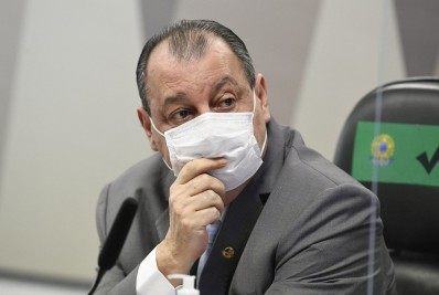 CPI da Covid: 'Oferta de trabalho da VTC para Blanco foi vantagem indevida', diz Aziz