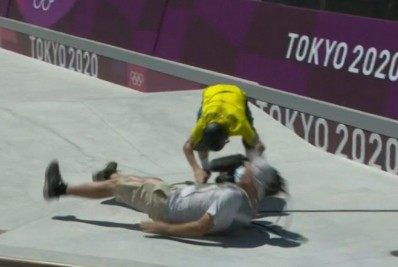 Videocassetadas nas Olimpíadas: skatista erra manobra e atropela cinegrafista