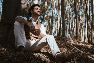 Miguel Toscano apresenta o single 'Um Pedaço de Mim'