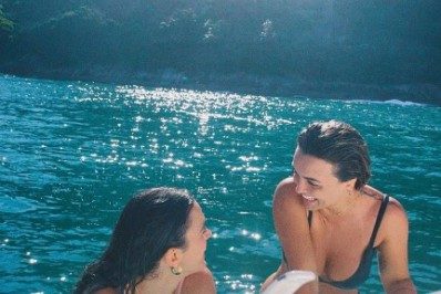 Rafa Kalimann homenageia Bruna Marquezine em aniversário da atriz