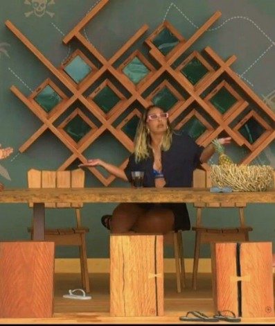 MC Negão da BL discute com Valesca Popozuda - Reprodução