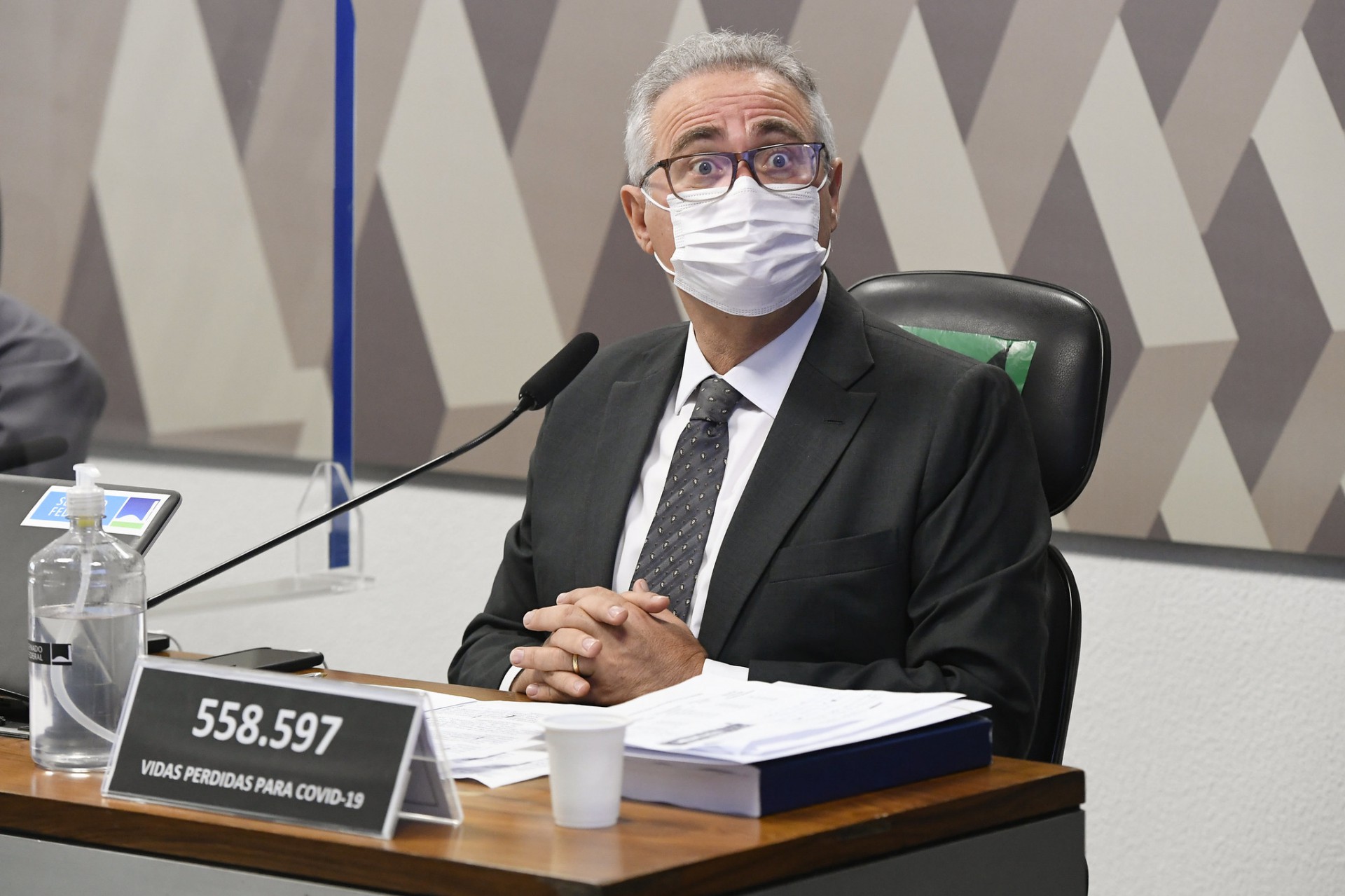 CPI da Covid: Renan Calheiros anuncia que vai atribuir &agrave; T&uacute;lio Silveira a condi&ccedil;&atilde;o de investigado