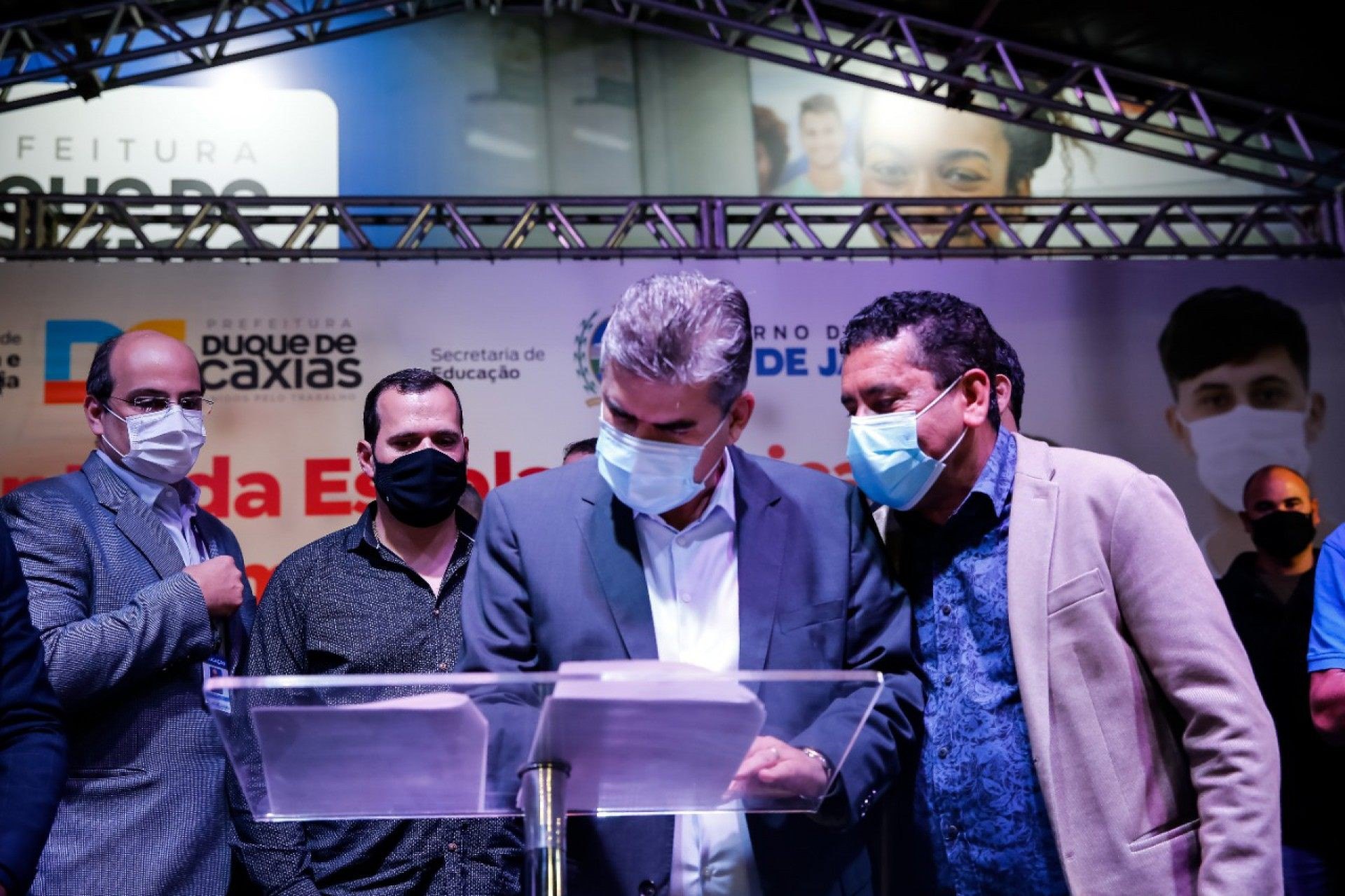 Duque de Caxias lan&ccedil;a o primeiro curso gratuito de enfermagem da Baixada Fluminense - Divulga&ccedil;&atilde;o