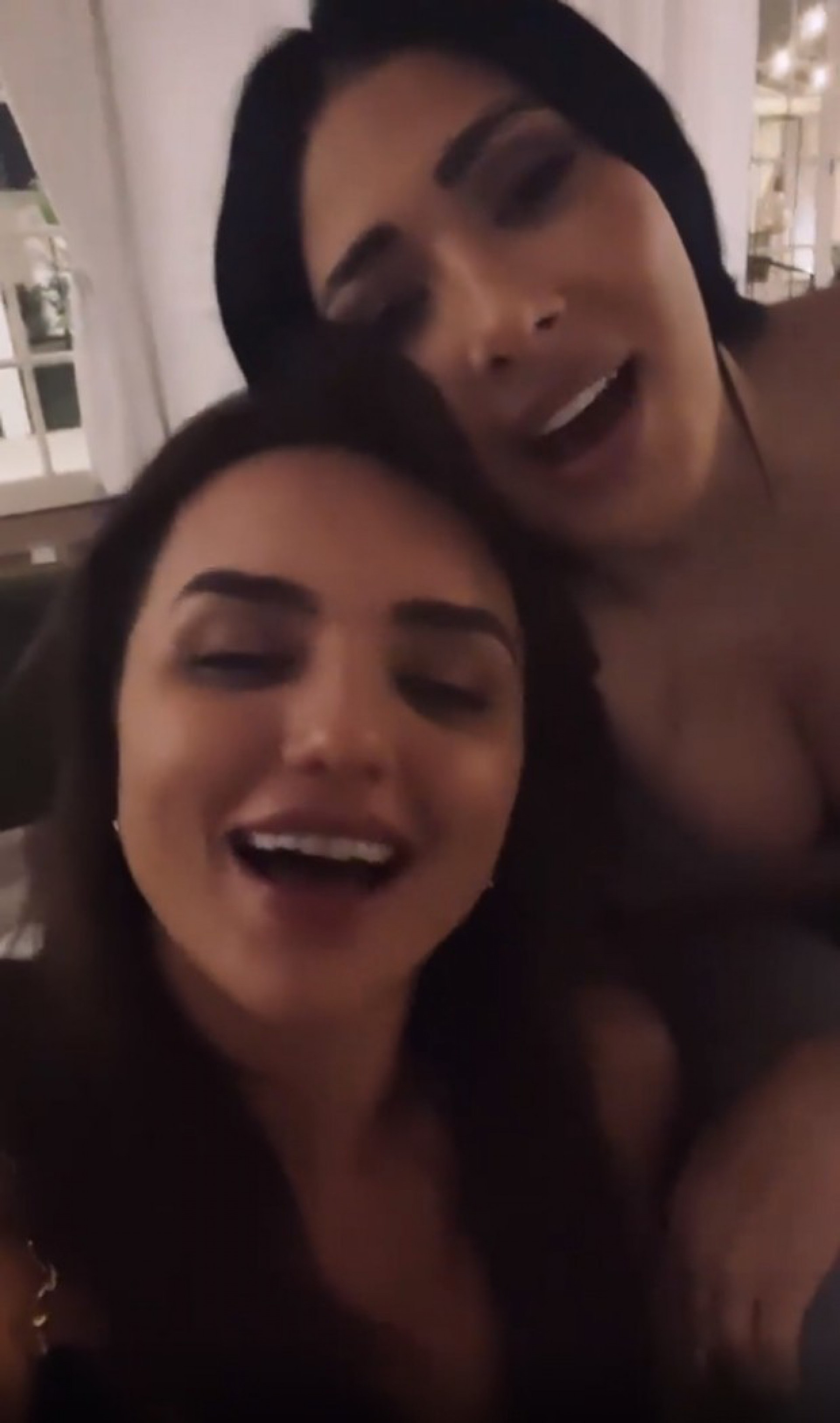 Juliana Paes e Simaria - Reprodução Internet