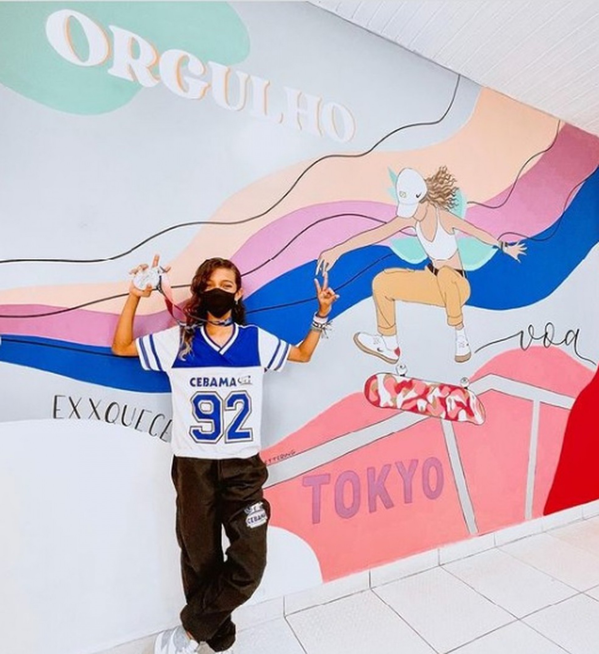 Rayssa Leal foi homenageada na volta às aulas com direito a um mural dedicado às manobras feitas em Tóquio - Reprodução/Instagram