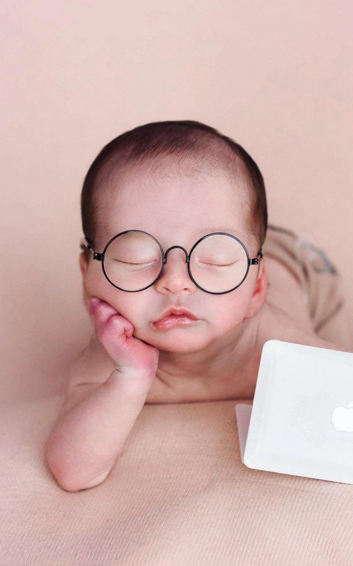 Primeiro ensaio do pequeno Cris, filho de Bianca Andrade e Fred