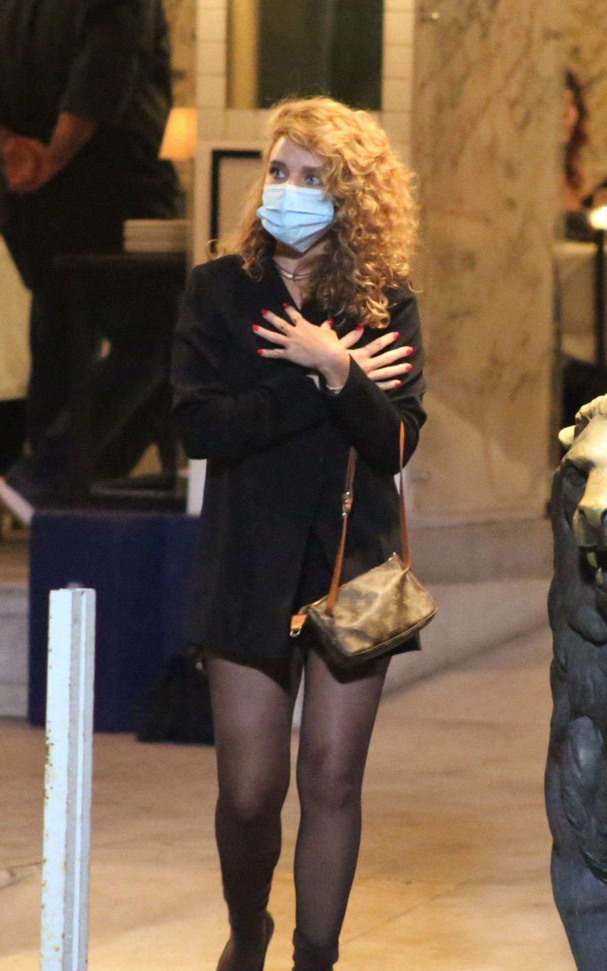 Bruna Linzmeyer grava cenas de 'Pantanal'