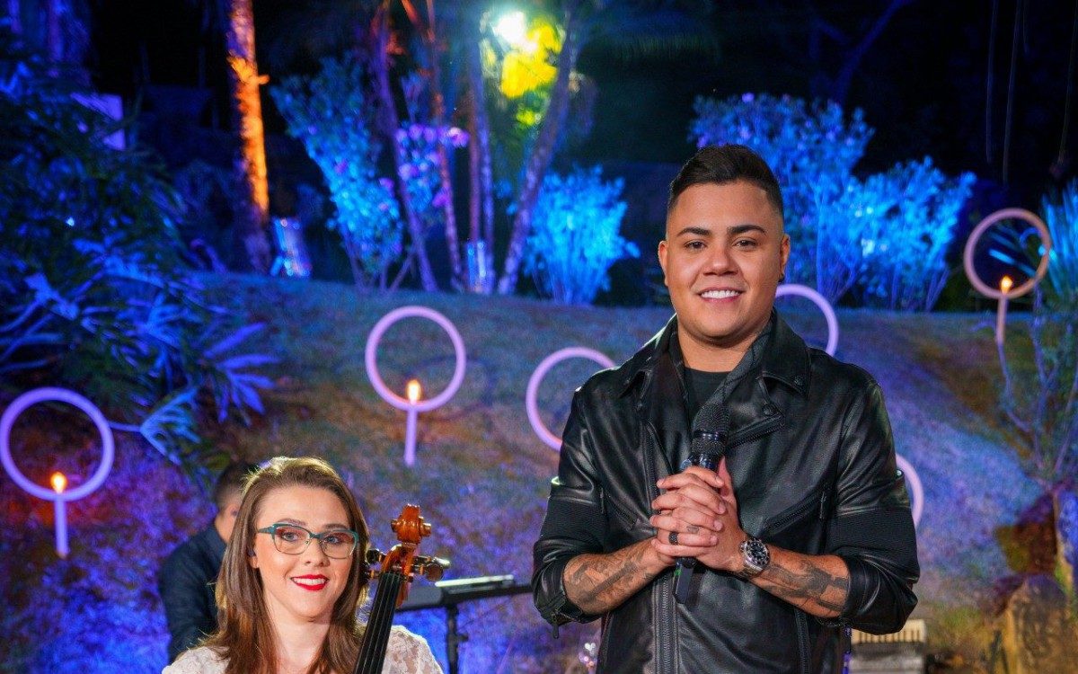 Felipe Araújo na gravação do DVD 'Check'