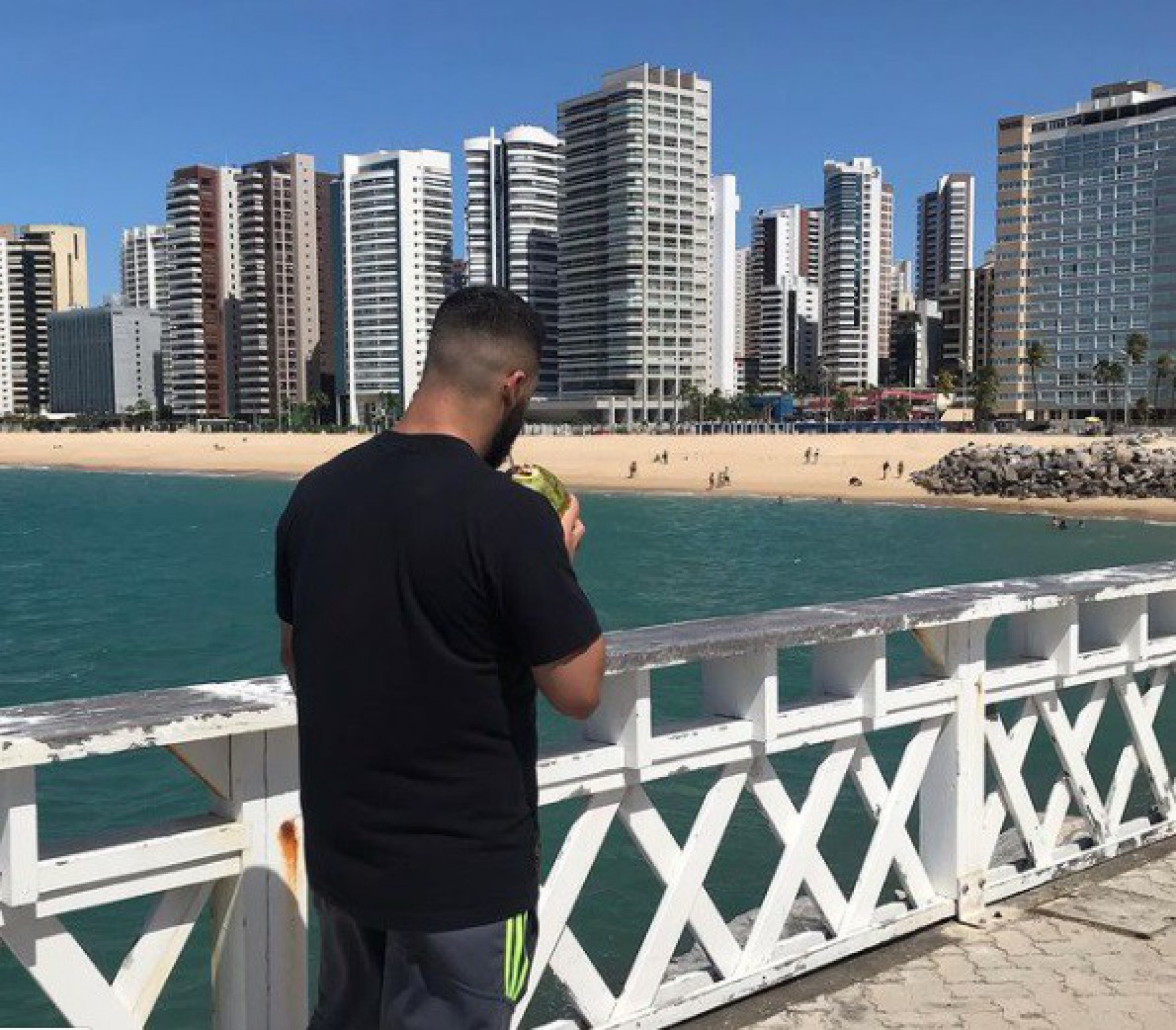 Jovem usava seu perfil no Instagram para o compartilhar o retorno financeiro do seu trabalho
 - Reprodução/Redes Sociais