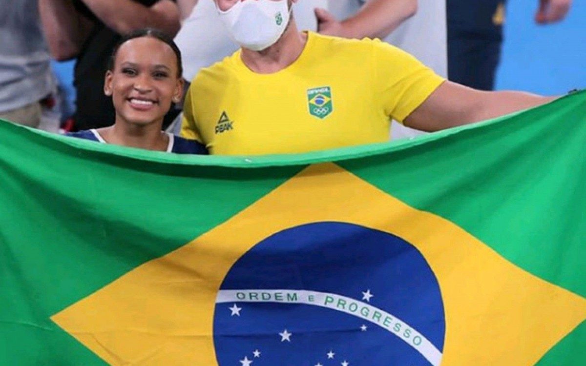 Especial Dia dos Pais - Rebeca Andrade com o treinador Francisco