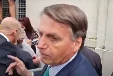 Em vídeo, Bolsonaro é flagrado chamando Barroso de 'filho da p***' 
