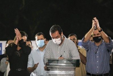 Em visita à Carapebus, governador Claudio Castro inaugura obras e fala sobre investimentos no interior do Estado